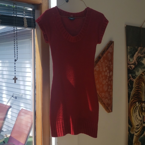 Dress - Picture 1 of 2